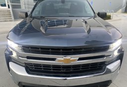 2020 Chevrolet Silverado 1500 - Image 2
