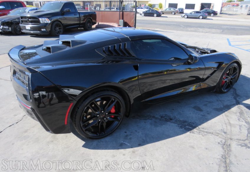 2017 Chevrolet Corvette - Image 9