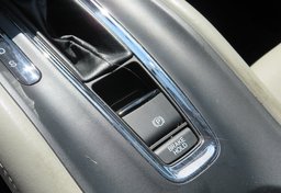 2016 Honda HR-V - Image 40