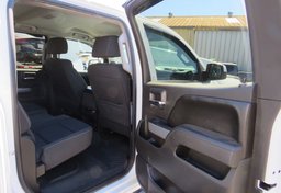 2017 Chevrolet Silverado 1500 - Image 29