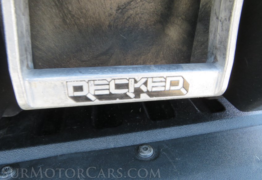 2017 Toyota Tacoma - Image 32