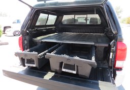 2017 Toyota Tacoma - Image 27