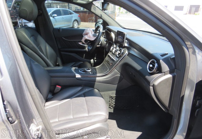 2018 Mercedes-Benz GLC - Image 27