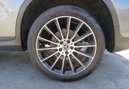 2018 Mercedes-Benz GLC - Image 17