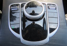 2018 Mercedes-Benz GLC - Image 48