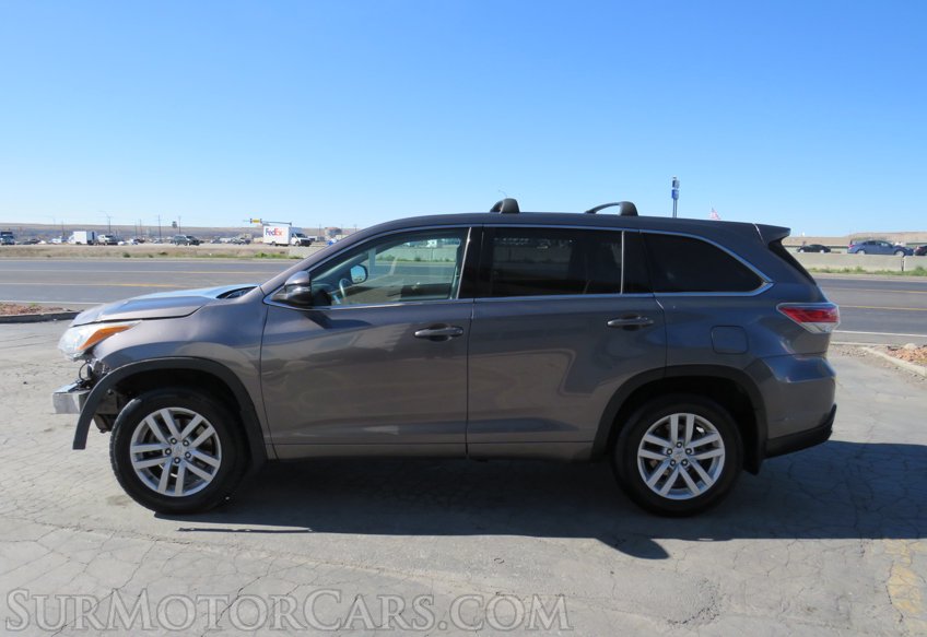 2015 Toyota Highlander - Image 10
