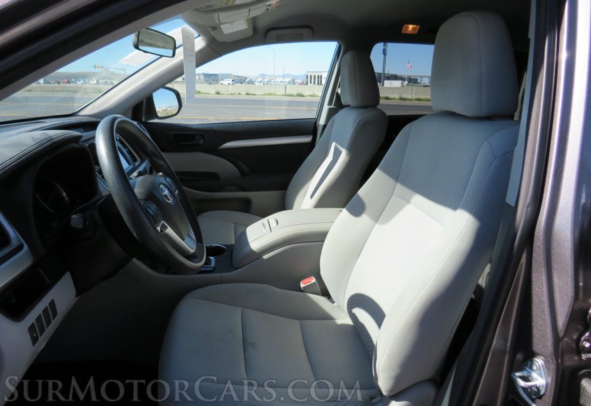 2015 Toyota Highlander - Image 25