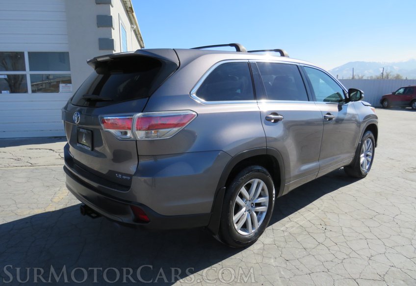 2015 Toyota Highlander - Image 5