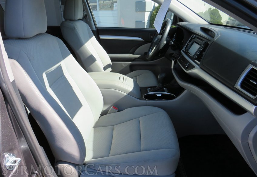 2015 Toyota Highlander - Image 24