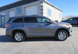 2015 Toyota Highlander - Image 9