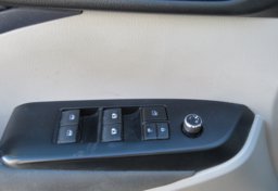 2015 Toyota Highlander - Image 46