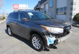 2015 Toyota Highlander - Image 4