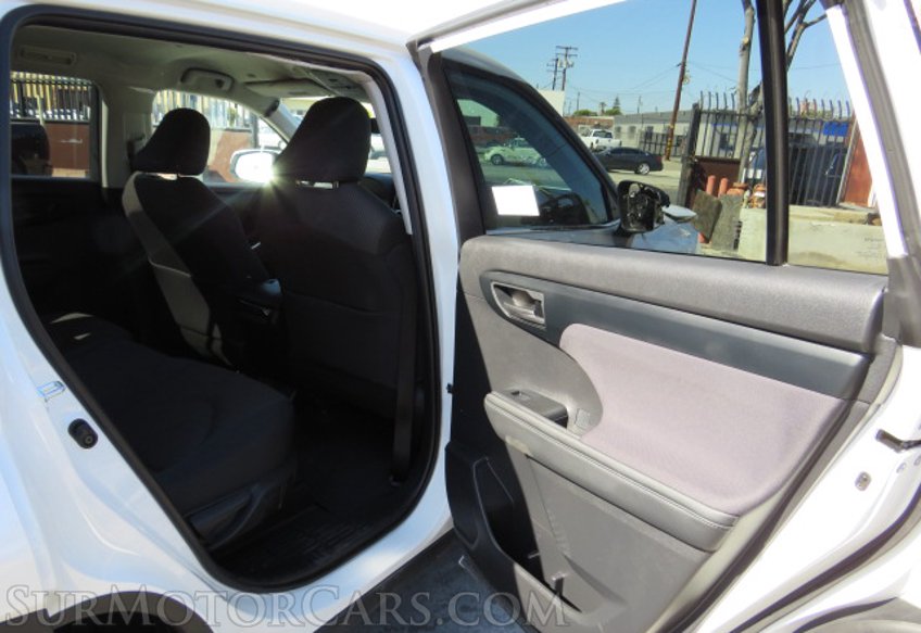 2021 Toyota Highlander - Image 27