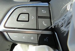 2021 Toyota Highlander - Image 43