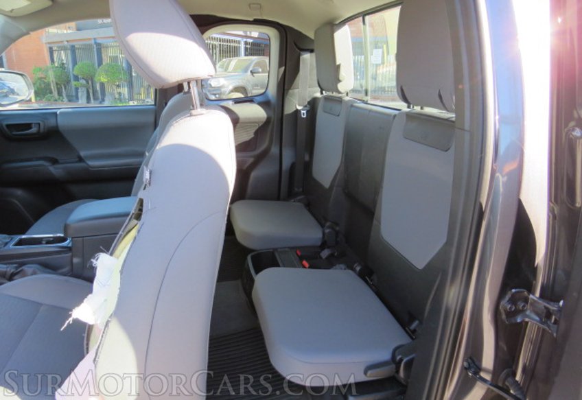 2018 Toyota Tacoma - Image 27