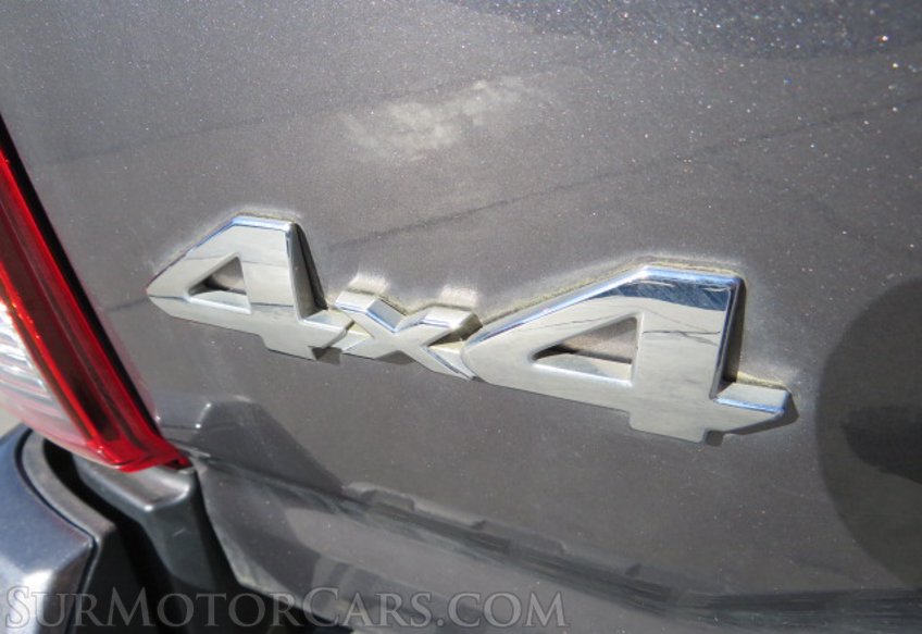 2018 Toyota Tacoma - Image 18