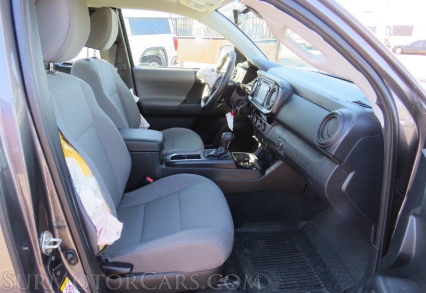 2018 Toyota Tacoma - Image 21