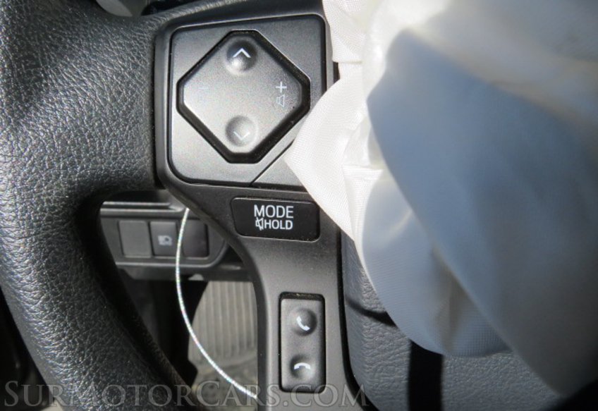 2018 Toyota Tacoma - Image 35