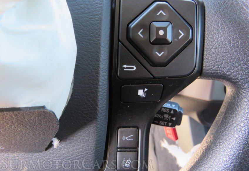 2018 Toyota Tacoma - Image 36