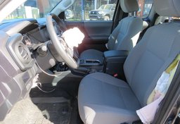 2018 Toyota Tacoma - Image 24