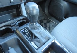 2018 Toyota Tacoma - Image 34