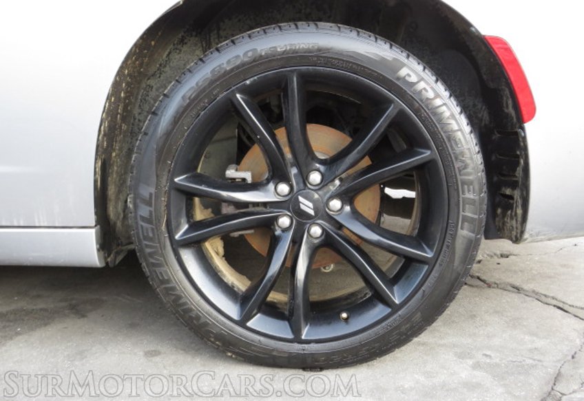 2018 Dodge Charger - Image 11