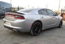 2018 Dodge Charger - Image 7