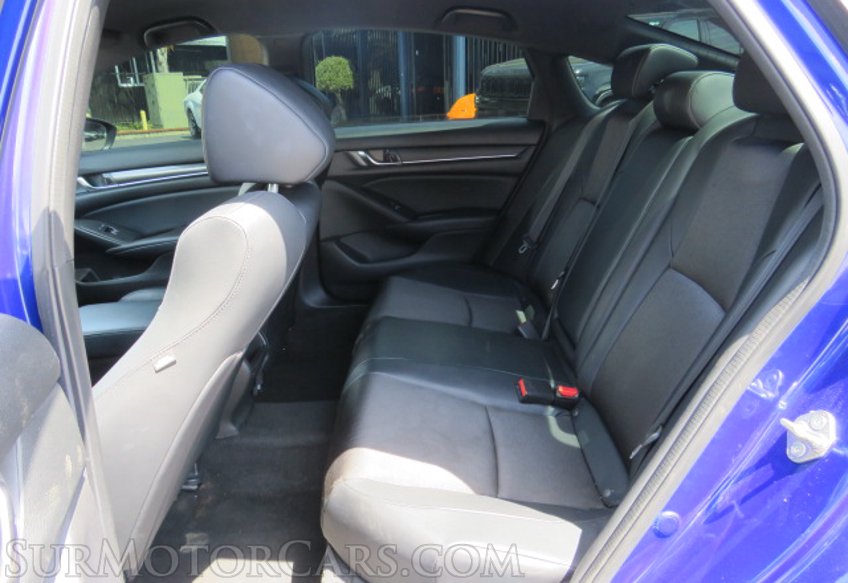 2018 Honda Accord Sedan - Image 29