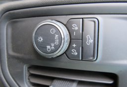 2021 Chevrolet Silverado 1500 - Image 38