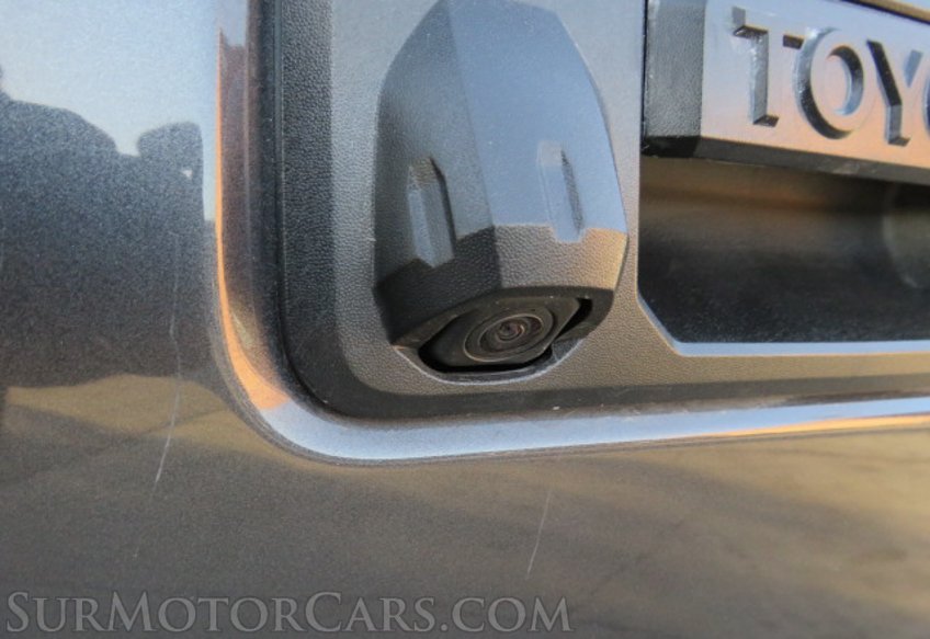 2021 Toyota Tacoma - Image 16