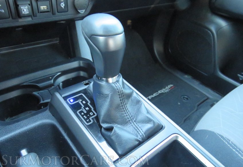 2021 Toyota Tacoma - Image 38