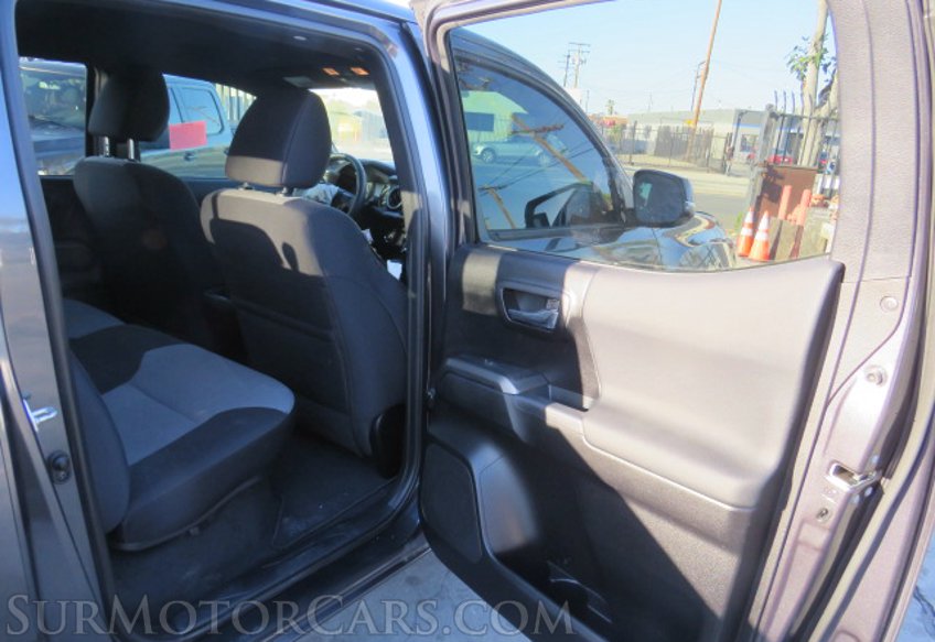 2021 Toyota Tacoma - Image 24