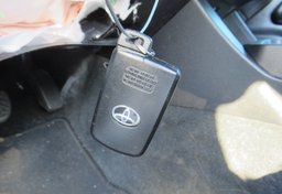 2021 Toyota Tacoma - Image 41