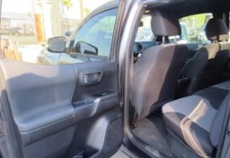 2021 Toyota Tacoma - Image 23