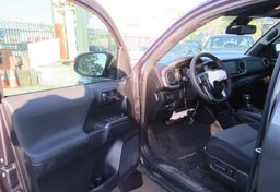 2021 Toyota Tacoma - Image 21