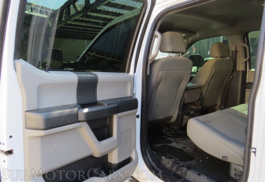 2020 Ford Super Duty F-550 DRW - Image 27
