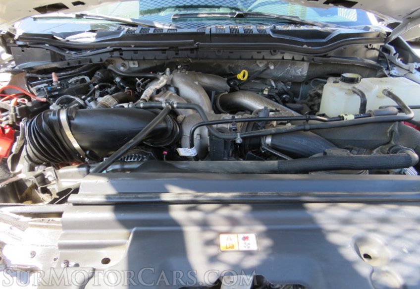 2020 Ford Super Duty F-550 DRW - Image 51