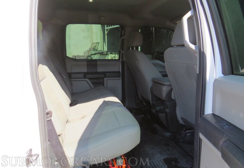 2020 Ford Super Duty F-550 DRW - Image 37