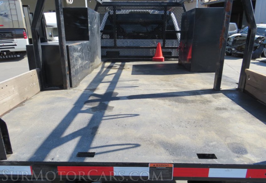 2020 Ford Super Duty F-550 DRW - Image 14