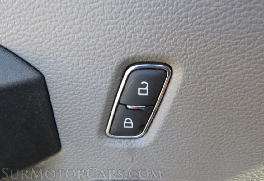 2020 Ford Super Duty F-550 DRW - Image 42