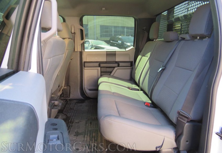 2020 Ford Super Duty F-550 DRW - Image 34