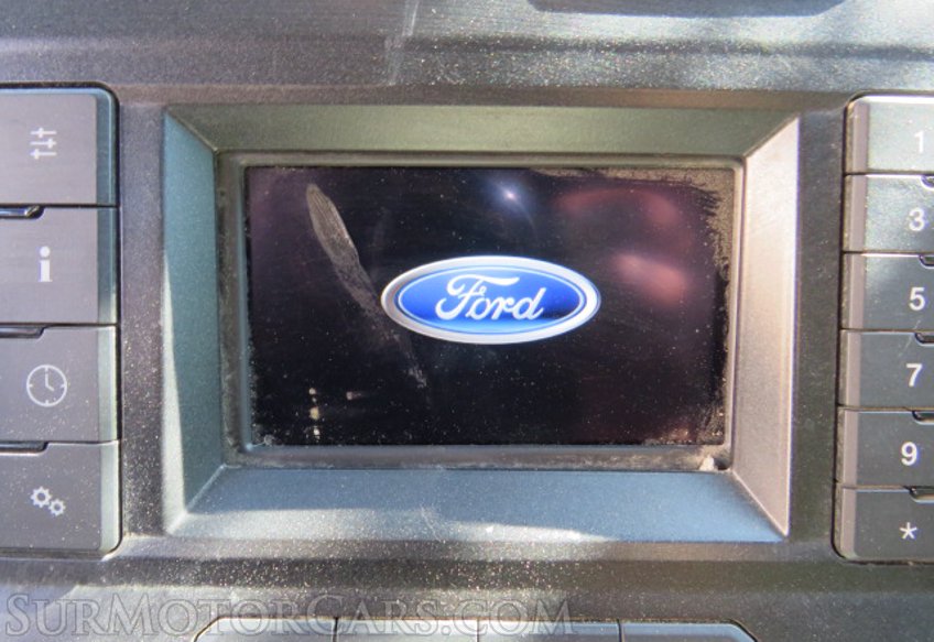 2020 Ford Super Duty F-550 DRW - Image 39