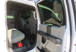 2020 Ford Super Duty F-550 DRW - Image 26