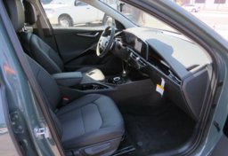 2023 Kia Niro EV - Image 40