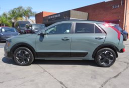 2023 Kia Niro EV - Image 5