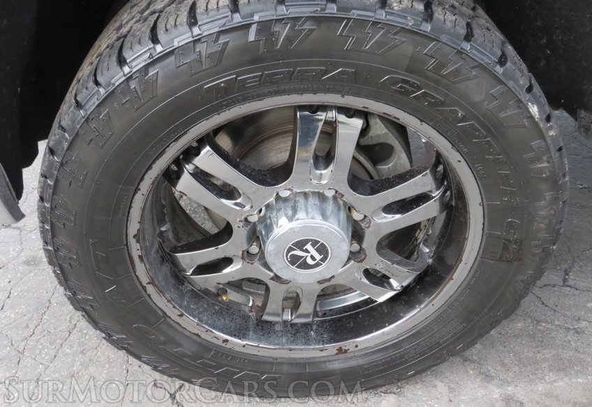 2017 GMC Sierra 2500HD - Image 28