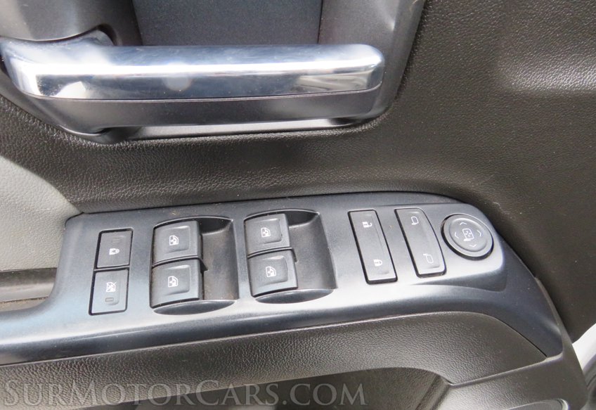 2017 GMC Sierra 2500HD - Image 29