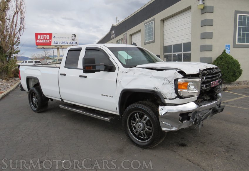 2017 GMC Sierra 2500HD - Image 4