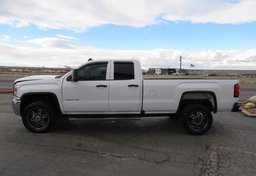 2017 GMC Sierra 2500HD - Image 9