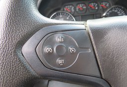 2017 GMC Sierra 2500HD - Image 31